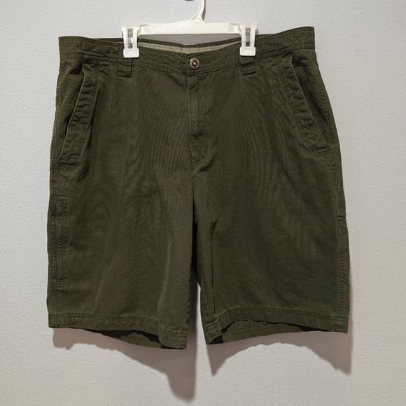 Columbia Omni-ShieldCargo Shorts Men's 38 Dark Army Green Utility Thick Heavy - Picture 2 of 8